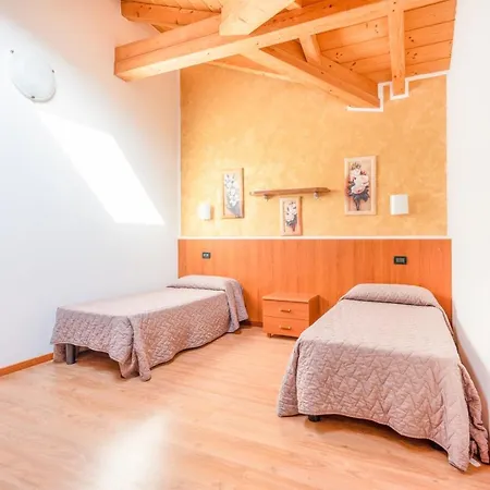 Toli Apartahotel 3*