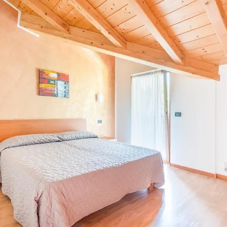 Toli Aparthotel 3*