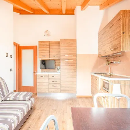 Toli Aparthotel Pieve Di Ledro