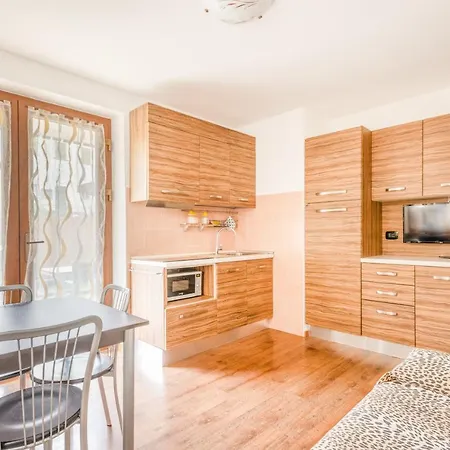 Aparthotel Toli