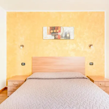 Toli Aparthotel 3*